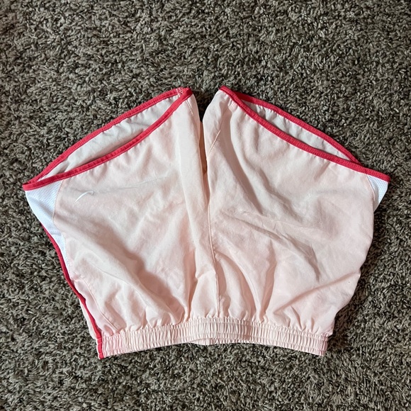 Baby pink Nike running shorts - Picture 2 of 3